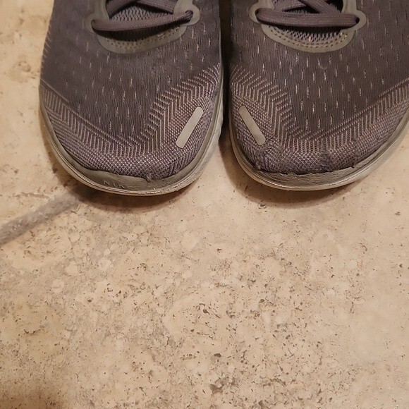 Nike Free Women's Gray Sneakers w/ Orange Icon Size 9 - Picture 3 of 8